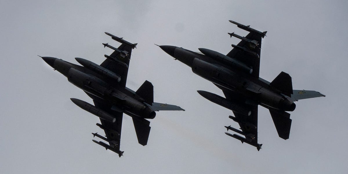 The Challenges Ahead for Ukraine’s F-16s: Europe's Role Amidst Trump’s Uncertainties