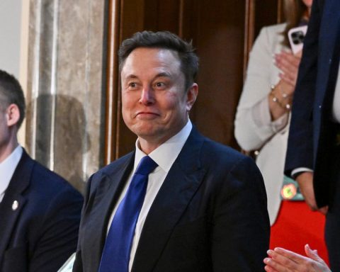 GOP Lawmakers Push for Vote on DOGE Reductions: Navigating a Political Quagmire
