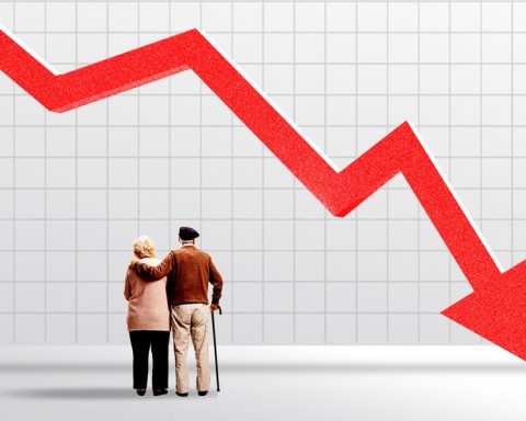 Baby Boomers Brace for Financial Strain Amid Market Turmoil