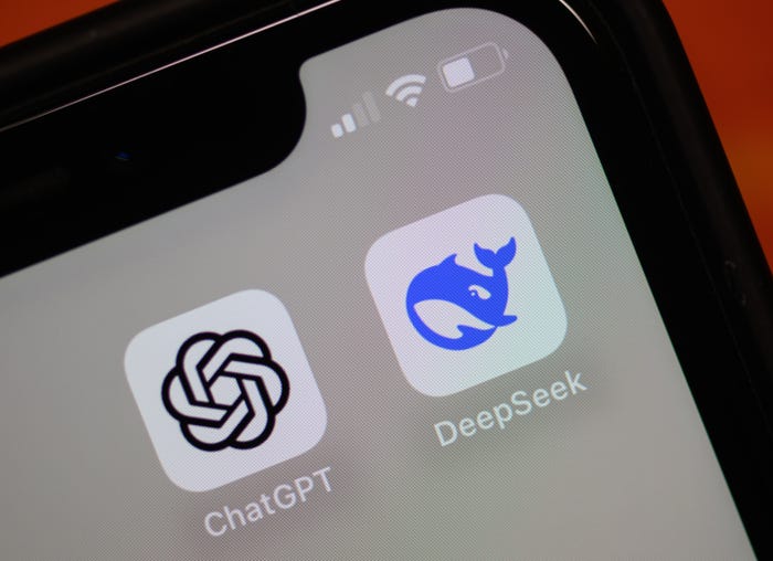 Comparing AI: ChatGPT vs. DeepSeek on Mobile