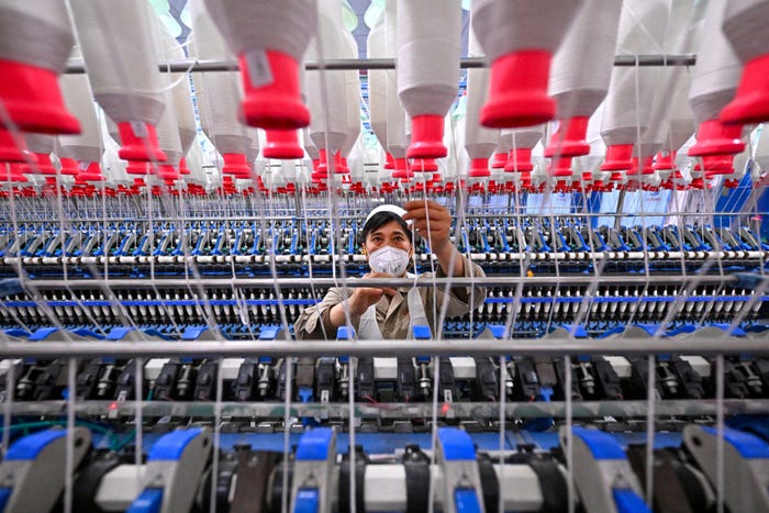 A Textile Worker’s Journey in Modern China