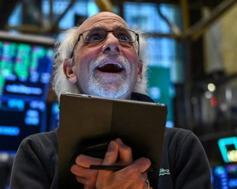 UBS Remains Optimistic on US Equities Despite Economic Challenges